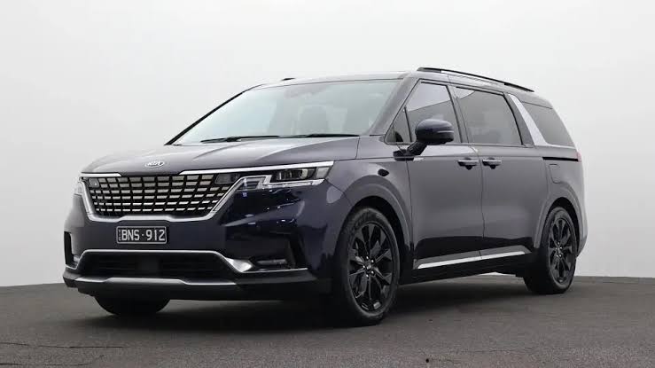 Kia carnival
